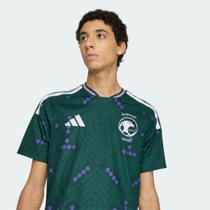 FIFA World Cup Saudi Arabia 2026 Home Jersey <p>Cheer on your team in style with the <strong>FIFA World Cup Saudi Arabia 2026 Home Jersey</strong>. Featuring a striking design inspired by Saudi Arabia’s iconic home look, this jersey provides a lightweight feel and athletic fit, perfect for match days, training, or everyday fan wear.</p>