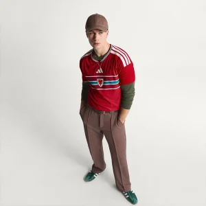 Areena Design <p>Cheer on your team in style with the <strong>FIFA World Cup Wales 2026 Home Authentic Jersey</strong>. Featuring an iconic design inspired by Wales’ legendary home look, this jersey combines a lightweight feel and athletic fit, perfect for match days, training, or everyday fan wear.</p> FIFA World Cup Wales 2026 Home Authentic Jersey <p>Cheer on your team in style with the <strong>FIFA World Cup Wales 2026 Home Authentic Jersey</strong>. Featuring an iconic design inspired by Wales’ legendary home look, this jersey combines a lightweight feel and athletic fit, perfect for match days, training, or everyday fan wear.</p>