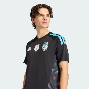 FIFA World Cup Argentina 2026 Home Goalkeeper Jersey <p>FIFA World Cup Argentina 2026 Home Goalkeeper Jersey delivers goalkeeper-inspired style in a bold home look, a lightweight feel, and sporty everyday comfort.</p>
