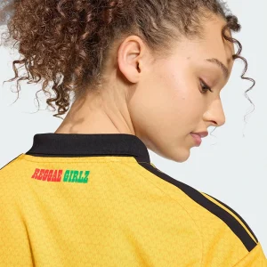 Adidas FIFA World Cup Italy 2026 Home Cropped Jersey <p>Adidas FIFA World Cup Italy 2026 Home Cropped Jersey brings football-inspired style with a bold home look, a cropped silhouette, and lightweight comfort for easy everyday wear.</p>