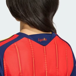 Adidas FIFA World Cup Spain 26 Home Cropped Jersey <p>Adidas FIFA World Cup Spain 26 Home Cropped Jersey brings football-inspired style with a bold home look, a cropped silhouette, and lightweight comfort for easy everyday wear.</p>