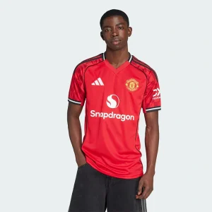 Areena Design <p>Adidas Men's Manchester United 25/26 Home Jersey delivers versatile jersey styling with durable everyday fabric construction, practical storage, and dependable comfort for game day, casual wear, and fan styling.</p> Adidas Men's Manchester United 25/26 Home Jersey <p>Adidas Men's Manchester United 25/26 Home Jersey delivers versatile jersey styling with durable everyday fabric construction, practical storage, and dependable comfort for game day, casual wear, and fan styling.</p>