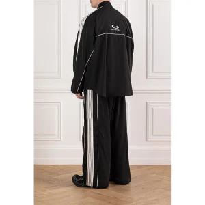 Areena Design <p>Balenciaga Tracksuit delivers coordinated sport styling, streamlined silhouette and comfortable movement, and a versatile look that works for game day, casual outfits, and daily wear.</p> Balenciaga Tracksuit <p>Balenciaga Tracksuit delivers coordinated sport styling, streamlined silhouette and comfortable movement, and a versatile look that works for game day, casual outfits, and daily wear.</p>