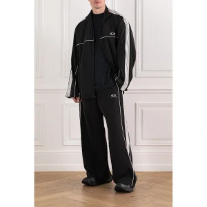 Areena Design <p>Balenciaga Tracksuit delivers coordinated sport styling, streamlined silhouette and comfortable movement, and a versatile look that works for game day, casual outfits, and daily wear.</p> Balenciaga Tracksuit <p>Balenciaga Tracksuit delivers coordinated sport styling, streamlined silhouette and comfortable movement, and a versatile look that works for game day, casual outfits, and daily wear.</p>