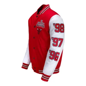 Areena Design <p>Chicago Bulls Varsity Jacket is designed to keep you comfortable and stylish, featuring durable materials and a unique design perfect for any occasion.</p> Chicago Bulls Varsity Jacket <p>Chicago Bulls Varsity Jacket is designed to keep you comfortable and stylish, featuring durable materials and a unique design perfect for any occasion.</p>