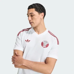 Areena Design <p>A FIFA World Cup Qatar 2026 away jersey with bold team accents and comfortable performance fabric for fans.</p> FIFA World Cup Qatar 2026 Away Jersey <p>A FIFA World Cup Qatar 2026 away jersey with bold team accents and comfortable performance fabric for fans.</p>
