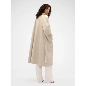 Areena Design <p>GAP x Victoria Beckham Trench Coat delivers collaboration-inspired style, dependable layering comfort, and polished outerwear style.</p> GAP x Victoria Beckham Trench Coat <p>GAP x Victoria Beckham Trench Coat delivers collaboration-inspired style, dependable layering comfort, and polished outerwear style.</p>