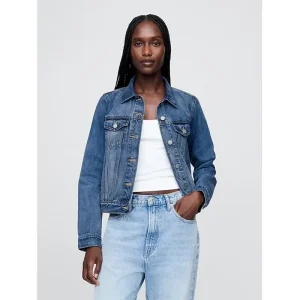 Areena Design <p>Gap Denim Jacket delivers classic denim layering, comfortable layered wear, and easy everyday versatility.</p> Gap Denim Jacket <p>Gap Denim Jacket delivers classic denim layering, comfortable layered wear, and easy everyday versatility.</p>