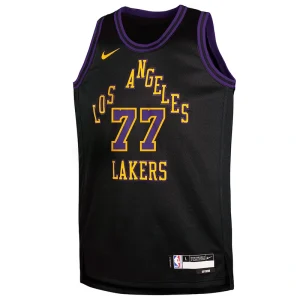 Luka Doncic Jersey <p>Luka Doncic Jersey delivers versatile jersey styling with durable everyday fabric construction, practical storage, and dependable comfort for game day, casual wear, and fan styling.</p>