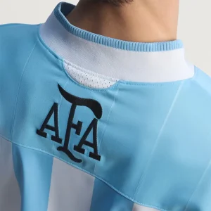 Mens Bringback Remixed Argentina Jersey <p>A remixed Argentina jersey crafted with artistic design elements and lightweight material for stylish everyday support.</p>