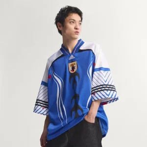 Mens Bringback Remixed Japan Jersey <p>A remixed Japan jersey with unique design details and soft, breathable fabric for everyday wear and fandom.</p>