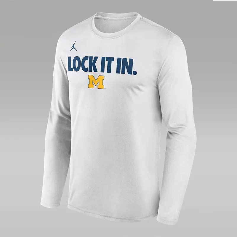 Mens Nike Michigan Wolverines 2026 On-Court Bench T-Shirt Mens Nike Michigan Wolverines 2026 On-Court Bench T-Shirt <p>Mens Nike Michigan Wolverines 2026 On-Court Bench T-Shirt delivers versatile t-shirt styling with durable everyday fabric construction, practical storage, and dependable comfort for everyday wear, travel, and casual layering.</p>