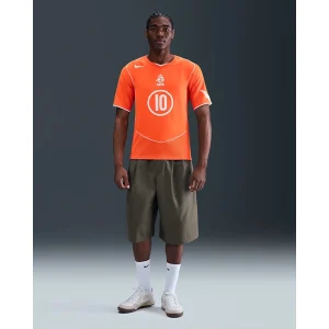 Areena Design <p>Mens Nike Ruud van Nistelrooy Netherlands 2004 Total 90 Reissue Jersey delivers retro sport styling, a lightweight feel, and sport-inspired everyday comfort.</p> Mens Nike Ruud van Nistelrooy Netherlands 2004 Total 90 Reissue Jersey <p>Mens Nike Ruud van Nistelrooy Netherlands 2004 Total 90 Reissue Jersey delivers retro sport styling, a lightweight feel, and sport-inspired everyday comfort.</p>