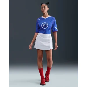 Areena Design <p>Mens Nike Total 90 Royal Blue Dri-FIT Soccer Shirt delivers royal-blue color detailing, a lightweight feel, and sport-inspired everyday comfort.</p> Mens Nike Total 90 Royal Blue Dri-FIT Soccer Shirt <p>Mens Nike Total 90 Royal Blue Dri-FIT Soccer Shirt delivers royal-blue color detailing, a lightweight feel, and sport-inspired everyday comfort.</p>