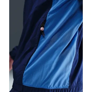Areena Design <p>Mens Nike Tottenham Hotspur Soccer Total 90 Soccer Track Jacket delivers retro sport styling, comfortable layering, and versatile outerwear appeal.</p> Mens Nike Tottenham Hotspur Soccer Total 90 Soccer Track Jacket <p>Mens Nike Tottenham Hotspur Soccer Total 90 Soccer Track Jacket delivers retro sport styling, comfortable layering, and versatile outerwear appeal.</p>