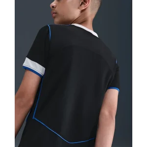 Areena Design <p>Nike Chelsea F.C. 2025/26 Older Kids Dri-FIT Total 90 Shirt delivers clean casual style, soft everyday comfort, and versatile wear for casual outfits.</p> Nike Chelsea F.C. 2025/26 Older Kids Dri-FIT Total 90 Shirt <p>Nike Chelsea F.C. 2025/26 Older Kids Dri-FIT Total 90 Shirt delivers clean casual style, soft everyday comfort, and versatile wear for casual outfits.</p>