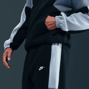 Areena Design <p>Nike Club Fleece Tracksuit delivers versatile tracksuit styling with soft fleece fabric construction, practical storage, and dependable comfort for everyday wear, travel, and casual layering.</p> Nike Club Fleece Tracksuit <p>Nike Club Fleece Tracksuit delivers versatile tracksuit styling with soft fleece fabric construction, practical storage, and dependable comfort for everyday wear, travel, and casual layering.</p>