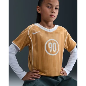 Areena Design <p>Nike Club Gold Total 90 Older Kids Dri-FIT Soccer Jersey delivers retro Total 90 football style, a lightweight feel, and breathable everyday comfort.</p> Nike Club Gold Total 90 Older Kids Dri-FIT Soccer Jersey <p>Nike Club Gold Total 90 Older Kids Dri-FIT Soccer Jersey delivers retro Total 90 football style, a lightweight feel, and breathable everyday comfort.</p>