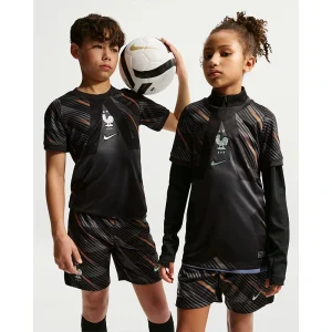 Nike FIFA World Cup 2026 FFF Stadium Goalkeeper Older Kids Dri-FIT Football Short-Sleeve Jersey