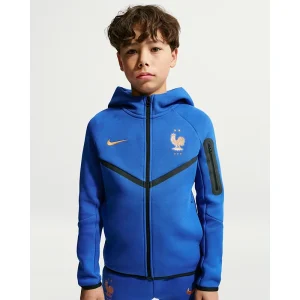 Mens Nike 2026 France Tech Fleece Older Kids Boys Hoodie <p>Mens Nike 2026 France Tech Fleece Older Kids Boys Hoodie delivers premium warmth and easy layering, a comfortable feel, and easy everyday versatility.</p>