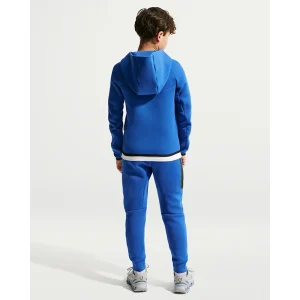Areena Design <p>Nike FIFA World Cup 2026 FFF Tech Fleece Older Kids Boys Football Full-Zip Hoodie delivers premium warmth and easy layering, a comfortable feel, and easy everyday versatility.</p> Nike FIFA World Cup 2026 FFF Tech Fleece Older Kids Boys Football Full-Zip Hoodie <p>Nike FIFA World Cup 2026 FFF Tech Fleece Older Kids Boys Football Full-Zip Hoodie delivers premium warmth and easy layering, a comfortable feel, and easy everyday versatility.</p>