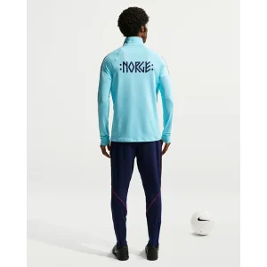 Areena Design <p>Nike FIFA World Cup 2026 Norway Strike Drill Top delivers sport-inspired style, comfortable all-day wear, and easy everyday versatility.</p> Nike FIFA World Cup 2026 Norway Strike Drill Top <p>Nike FIFA World Cup 2026 Norway Strike Drill Top delivers sport-inspired style, comfortable all-day wear, and easy everyday versatility.</p>