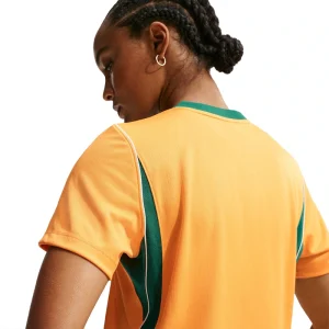 Areena Design <p>Australia Home 2026 Stadium Jersey delivers home-inspired styling, lightweight comfort, and easy everyday versatility.</p> Australia Home 2026 Stadium Jersey <p>Australia Home 2026 Stadium Jersey delivers home-inspired styling, lightweight comfort, and easy everyday versatility.</p>