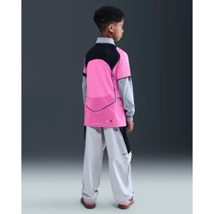 Areena Design <p>Nike Pink Total 90 Older Kids Dri-FIT Soccer Jersey delivers retro Total 90 football style, a lightweight feel, and breathable everyday comfort.</p> Nike Pink Total 90 Older Kids Dri-FIT Soccer Jersey <p>Nike Pink Total 90 Older Kids Dri-FIT Soccer Jersey delivers retro Total 90 football style, a lightweight feel, and breathable everyday comfort.</p>