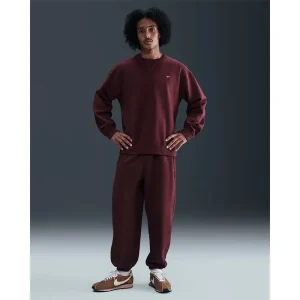 Areena Design <p>Nike Solo Swoosh Mens Fleece Crew delivers minimal logo styling, comfortable all-day wear, and easy everyday versatility.</p> Nike Solo Swoosh Mens Fleece Crew <p>Nike Solo Swoosh Mens Fleece Crew delivers minimal logo styling, comfortable all-day wear, and easy everyday versatility.</p>