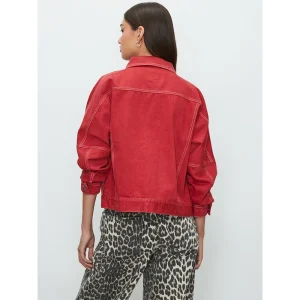 Areena Design <p>Red denim jacket with bold color and classic casual attitude. A statement layer that adds energy to everyday styling.</p> Red Denim Jacket <p>Red denim jacket with bold color and classic casual attitude. A statement layer that adds energy to everyday styling.</p>