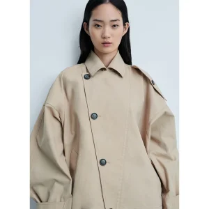 Short Trench Coat Women <p>Women's short trench coat with classic details and a lighter everyday silhouette. A smart layering piece for transitional weather and polished casual looks.</p>
