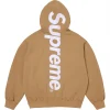 Areena Design <p>Vier Tracksuit delivers coordinated sport styling, streamlined silhouette and comfortable movement, and a versatile look that works for game day, casual outfits, and daily wear.</p> Supreme Applique Hoodie <p>Vier Tracksuit delivers coordinated sport styling, streamlined silhouette and comfortable movement, and a versatile look that works for game day, casual outfits, and daily wear.</p>
