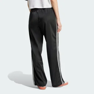 Adidas Womens Adicolor Classic Firebird Loose Track Pants <p>An Adidas Womens Adicolor Classic Firebird loose track pant with relaxed fit and timeless design.</p>