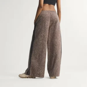 Adidas Womens Firebird Oversized Aop Denim Pants <p>Adidas Womens Firebird oversized AOP denim pants with bold all‑over print and relaxed style.</p>