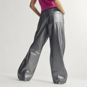 Adidas Women's Adicolor Classic Firebird Loose Track Pants <p>Adidas Women's Adicolor Classic Firebird Loose Track Pants delivers archive-inspired adidas style with a relaxed fit, versatile comfort, and an easy everyday look.</p>