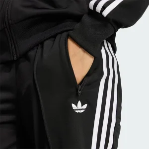 Areena Design <p>Womens Adidas Firebird track pants with iconic stripes and comfortable fit for everyday casual wear.</p> Womens Adidas Firebird Track Pants <p>Womens Adidas Firebird track pants with iconic stripes and comfortable fit for everyday casual wear.</p>