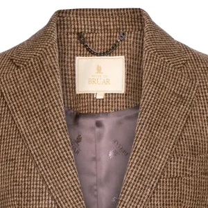 Tweed Jacket <p>A classic tweed jacket, offering timeless sophistication and warmth, perfect for both casual and formal wear.</p>