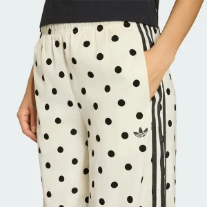 Areena Design <p>Womens Adidas satin polka dot wide leg pant with stylish print and smooth comfortable fabric.</p> Womens Adidas Satin Polka dots Wide Leg Pant <p>Womens Adidas satin polka dot wide leg pant with stylish print and smooth comfortable fabric.</p>