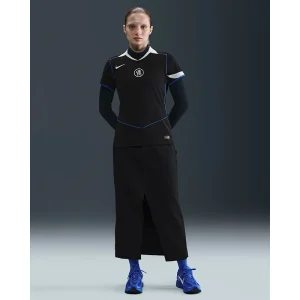 Areena Design <p>Womens Nike Chelsea F.C. 2025/26 ADV Total 90 Football Shirt delivers clean casual style, soft everyday comfort, and versatile wear for casual outfits.</p> Womens Nike Chelsea F.C. 2025/26 ADV Total 90 Football Shirt <p>Womens Nike Chelsea F.C. 2025/26 ADV Total 90 Football Shirt delivers clean casual style, soft everyday comfort, and versatile wear for casual outfits.</p>