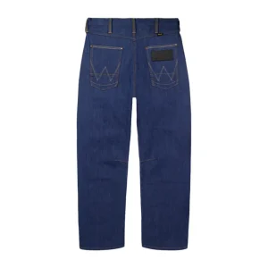 Areena Design <p>AVIREX X WRANGLER DENIM TRACKSUIT delivers coordinated athleisure style with collaboration-inspired branding, soft comfort feel, making it a standout choice for retro sporty looks and everyday rotation.</p> AVIREX X WRANGLER DENIM TRACKSUIT <p>AVIREX X WRANGLER DENIM TRACKSUIT delivers coordinated athleisure style with collaboration-inspired branding, soft comfort feel, making it a standout choice for retro sporty looks and everyday rotation.</p>