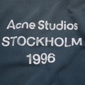 Areena Design <p>Acne Studios Hoodie delivers minimal designer-inspired edge, elevated casual layering, and comfortable everyday versatility.</p> Acne Studios Hoodie <p>Acne Studios Hoodie delivers minimal designer-inspired edge, elevated casual layering, and comfortable everyday versatility.</p>