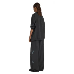 Areena Design <p>Adidas x Entire Studios Z.N.E. Half Zip Woven Sweatshirt delivers modern streetwear appeal, comfortable wear, and versatile everyday styling for everyday outfits.</p> Adidas x Entire Studios Z.N.E. Half Zip Woven Sweatshirt <p>Adidas x Entire Studios Z.N.E. Half Zip Woven Sweatshirt delivers modern streetwear appeal, comfortable wear, and versatile everyday styling for everyday outfits.</p>