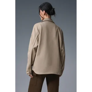 Areena Design <p>Alo Edition Sueded Jacket delivers statement outerwear style with layered outerwear function, making it a standout choice for cold-weather outfits and everyday rotation.</p> Alo Edition Sueded Jacket <p>Alo Edition Sueded Jacket delivers statement outerwear style with layered outerwear function, making it a standout choice for cold-weather outfits and everyday rotation.</p>