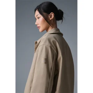 Areena Design <p>Alo Edition Sueded Jacket delivers statement outerwear style with layered outerwear function, making it a standout choice for cold-weather outfits and everyday rotation.</p> Alo Edition Sueded Jacket <p>Alo Edition Sueded Jacket delivers statement outerwear style with layered outerwear function, making it a standout choice for cold-weather outfits and everyday rotation.</p>