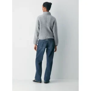 Areena Design <p>Aritzia Fleece Jacket delivers modern outerwear appeal, comfortable layering warmth, and versatile styling for everyday outfits.</p> Aritzia Fleece Jacket <p>Aritzia Fleece Jacket delivers modern outerwear appeal, comfortable layering warmth, and versatile styling for everyday outfits.</p>
