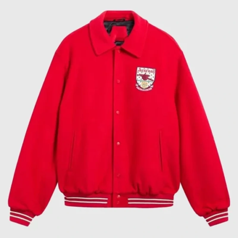 Arsenal Essentials Varsity Red Jacket Arsenal Essentials Varsity Red Jacket <p>Arsenal Essentials Varsity Red Jacket delivers football-inspired identity, comfortable wear, and supporter styling in a standout red tone for everyday outfits.</p>