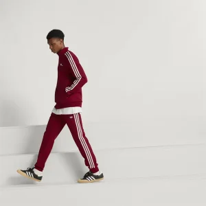 Areena Design <p>Arsenal Tracksuit delivers football-inspired Arsenal style, coordinated fanwear comfort, and comfortable everyday versatility.</p> Arsenal Tracksuit <p>Arsenal Tracksuit delivers football-inspired Arsenal style, coordinated fanwear comfort, and comfortable everyday versatility.</p>
