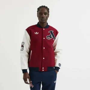 Areena Design <p>Arsenal Varsity Jacket delivers premium outerwear comfort, versatile layering, and standout fashion appeal.</p> Arsenal Varsity Jacket <p>Arsenal Varsity Jacket delivers premium outerwear comfort, versatile layering, and standout fashion appeal.</p>
