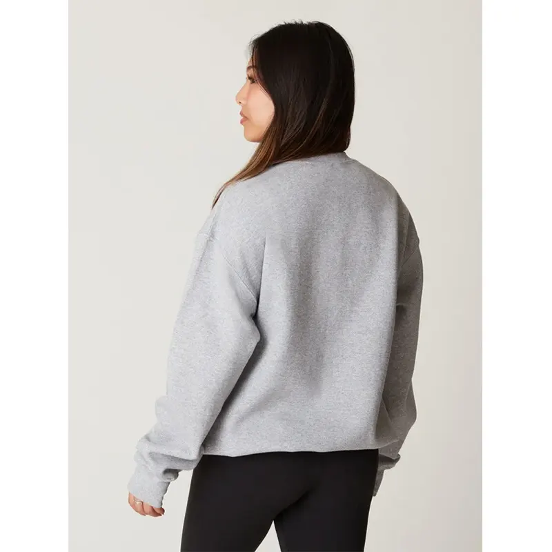 Harvard Sweatshirt 3 Harvard Sweatshirt <p>Harvard Sweatshirt delivers graphic streetwear character with easy graphic styling, making it a standout choice for casual outfits and everyday rotation.</p>