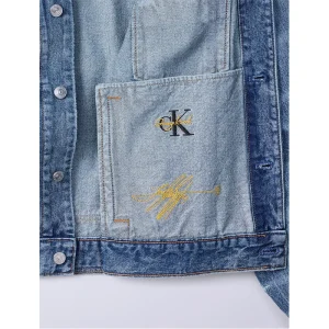 Areena Design <p>Jung Kook for Calvin Klein 90s Denim Trucker Jacket delivers pop-culture appeal, comfortable wear, and statement styling for everyday outfits.</p> Jung Kook for Calvin Klein 90s Denim Trucker Jacket <p>Jung Kook for Calvin Klein 90s Denim Trucker Jacket delivers pop-culture appeal, comfortable wear, and statement styling for everyday outfits.</p>